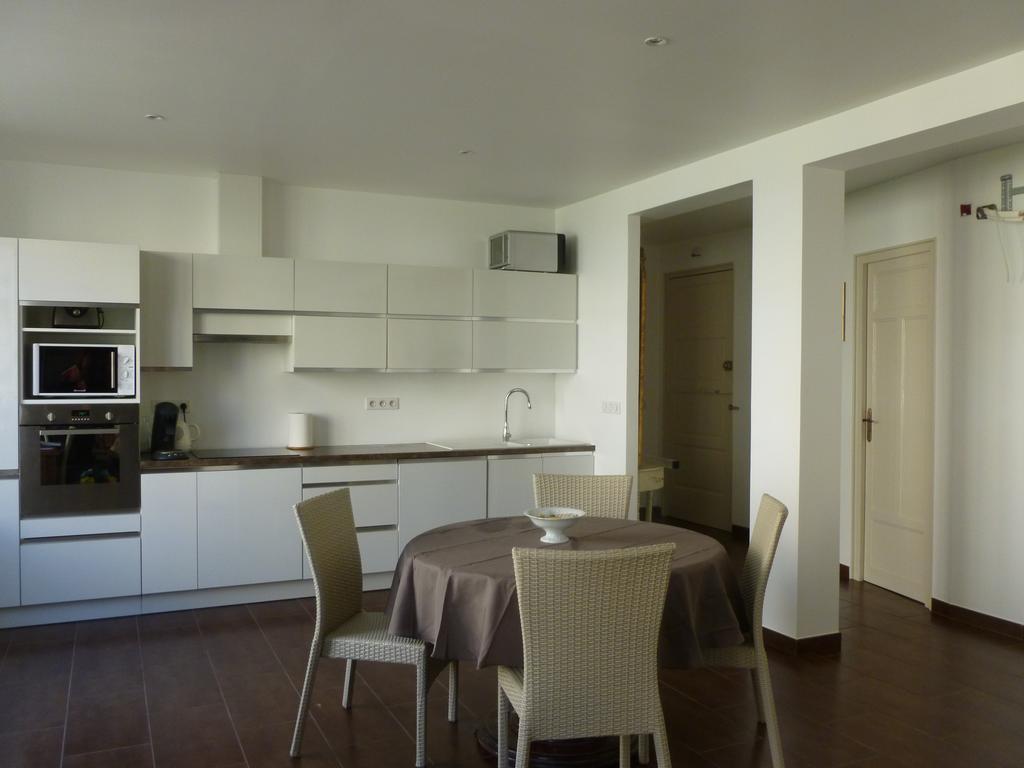 F3 Place Miot Apartment Ajaccio  Exterior photo